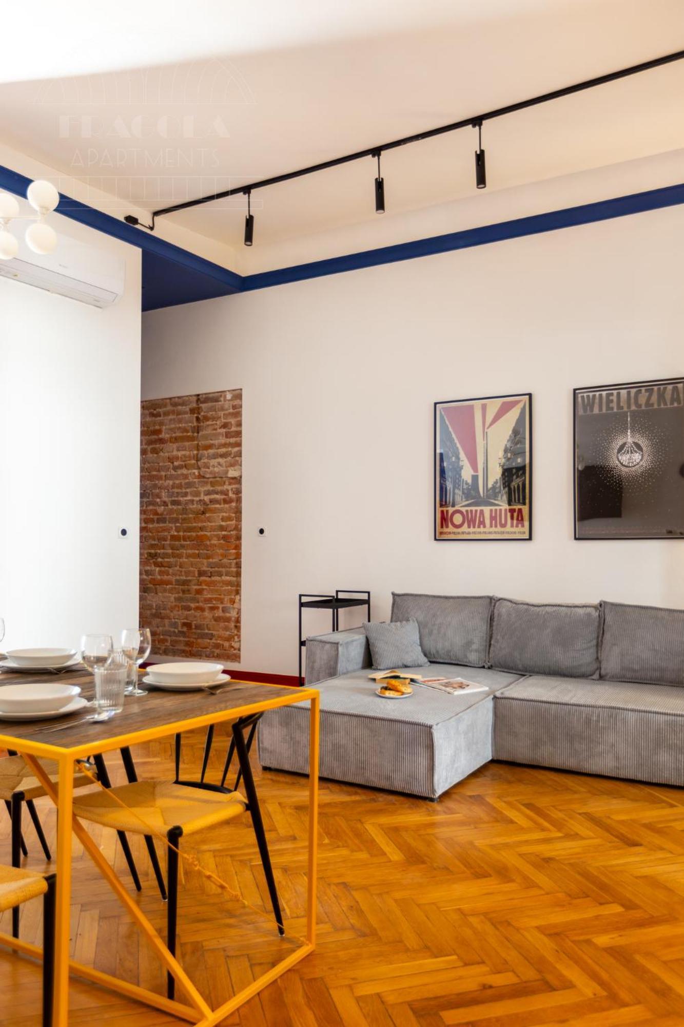 Spacious City Center Family Apartments Krakow Exterior photo